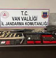 Van'da kaçak kazı yapan 5 kişi yakalandı