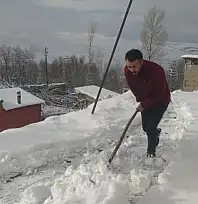 Van'da kar yağışı: Yüksek kesimlerde zorlu şartlar