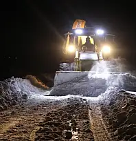 Van'da kardan dolayı kapanan 625 yoldan 469'u açıldı