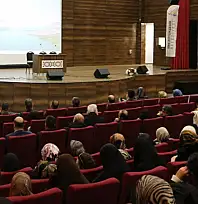 Van'da Kronik Hastalıklar ve Hasta Yakınları Kongresi yoğun katılımla gerçekleştirildi