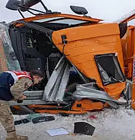 Van'daki trafik kazasında ölü sayısı 2'ye yükseldi