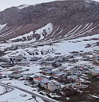 Van'ın kırsal mahallelerinde karla gelen güzellik