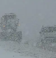 Van Kurubaş Geçidi'nde kar yağışı ve sis etkili oldu