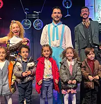 Vanlı kreş öğrencilerine akrobasi gösterisi izletildi