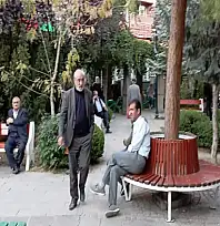 Vanlılar sonbahar güneşinin tadını çıkarıyor