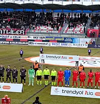 Vanspor istikrar peşinde