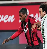 Vanspor, 3 puanı 3 golle aldı