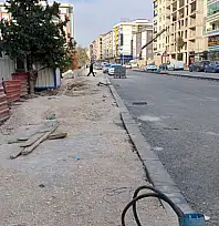 Yol çalışmaları tamamlandı, bazı kaldırımlar henüz tamamlanamadı