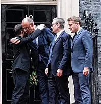 Zelenskiy: Londra'daki görüşmeler verimli geçti