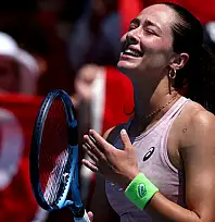 Zeynep Sönmez'den tarihi zafer