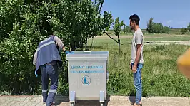 Edremit'teki mahallelere yeni çöp konteynerleri
