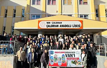 582 Öğrenci Van'ın tarihi ve doğal güzelliklerini tanıdı