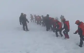 AFAD Van koordinesinde çığda arama kurtarma eğitimi tamamlandı