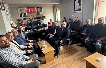 AK Parti'li İlçe Başkanları Muradiye'de bir araya geldi