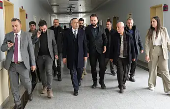 AK Parti Van Teşkilatı'ndan Bölge Hastanesi'ne anlamlı ziyaret