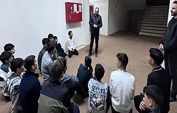 Alhan'dan Muradiye Anadolu Lisesi pansiyonuna ziyaret