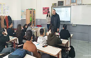 Alhan'dan öğretmen ve öğrencilere destek ziyareti
