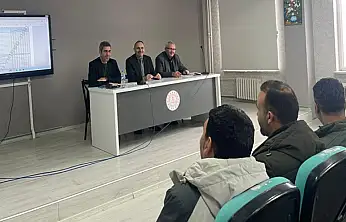 Alhan, okul müdürleriyle bir araya geldi