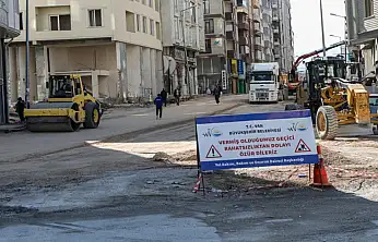 Altaylı ve Oğuz caddelerindeki yenileme çalışmaları sürüyor