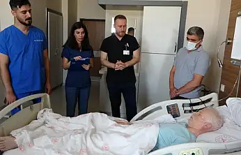 Aort damar yırtığına karşı zamanla yarış: 15 kişilik ekip hastayı hayata döndürdü