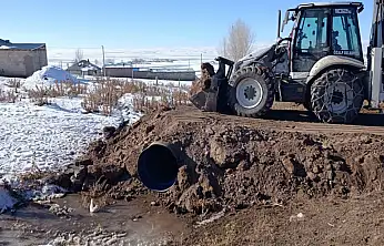Aşağı Turgali Mahallesi'nde koruge boru çalışması