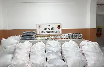 Başkale'de 4 milyon 163 bin TL değerinde kaçak malzeme ele geçirildi