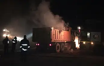 Başkale'de samanlıkta korkutan yangın