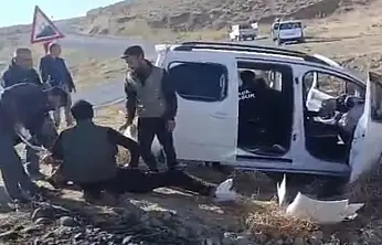 Başkale'de trafik kazası: 4 yaralı