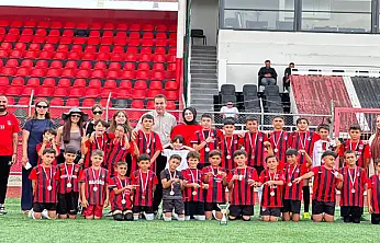 Belli: Vanspor FK olarak turnuva şampiyonu olduk