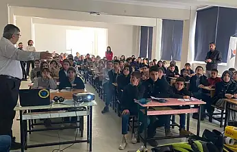 Bitlis, Van ve Muş illerindeki öğrenciler Mavi Bilim'le buluştu
