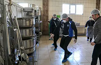 Büyükşehir zabıtasından güvenli gıda için sıkı denetim