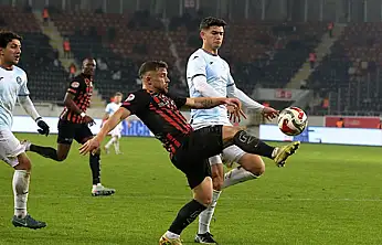 Çorumspor, Adana Demirspor'u 4 golle geçti