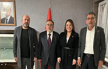 Cumhuriyet Partisi Van İl Başkanı Aslan CHP'ye katıldı