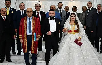 Çuyrak Ailesi'nin mutlu günü