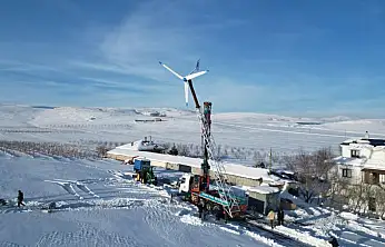 Dededen kalma mesleğini geliştirerek rüzgârgülü imalatı yapıyor