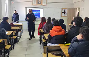 Deniz'den üniversite hazırlık kurslarına moral ziyareti