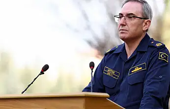 Dört personelin TSK'yla ilişiği kesildi