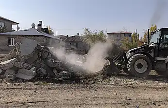 Edremit Belediyesi temizlik çalışmalarına hız verdi