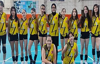 Edremit'in yıldız kızları Bitlis'ten dereceyle döndü