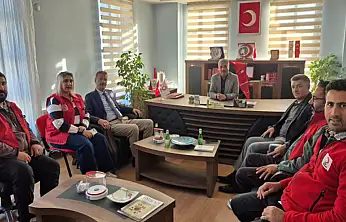 Erciş Gençlik Merkezi'nden Kızılay'a ziyaret