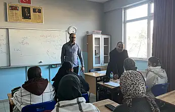 Erciş İlçe Milli Eğitim Müdürü Deniz, DYK kurslarını yerinde inceledi