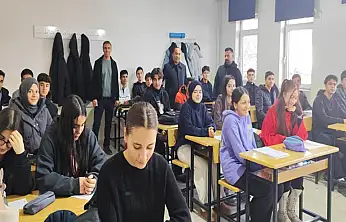 Erciş'te Etüt VAN deneme sınavı süreci değerlendirildi