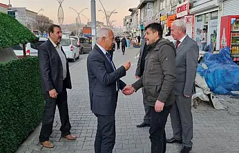 Güngöralp, Çaldıran'da esnaflarla buluştu