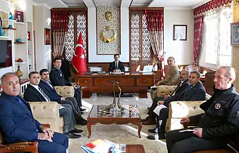 Gürpınar'da kış öncesi değerlendirme toplantısı yapıldı