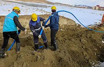 Gürpınar'da TOKİ konutları için içme suyu hattı tamamlandı