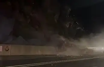 Hakkari-Van yolunda heyelan