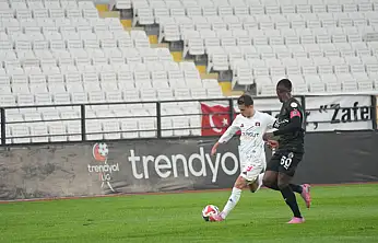 İlk yarı Vanspor'un, maç Manisa'nın