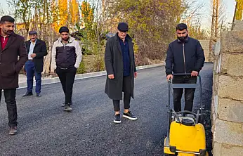 İpekyolu'nda asfalt çalışmaları sürüyor