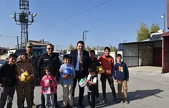 İpekyolu'nda minik yürekler sanatla buluştu