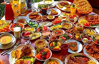 İpekyolu'nda pansiyonlu okullarda ortak iftar ve sahur menüsü